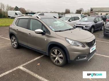 PEUGEOT 2008 Essence