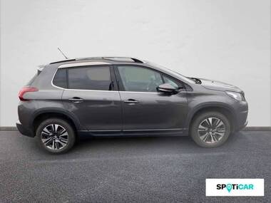 PEUGEOT 2008 Essence