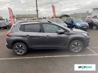 PEUGEOT 2008 Essence