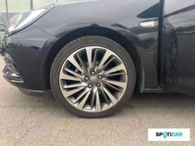 OPEL Astra Essence