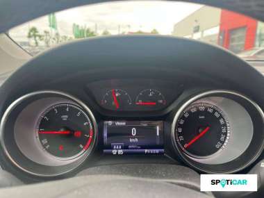 OPEL Astra Essence