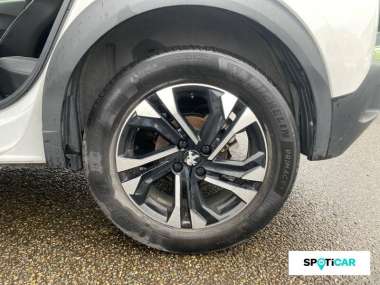 Peugeot 2008 (2) Essence