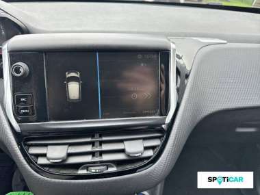 Peugeot 208 Essence