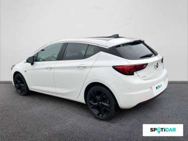 Opel Astra Essence