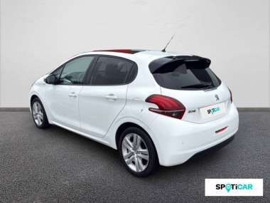 Peugeot 208 Essence