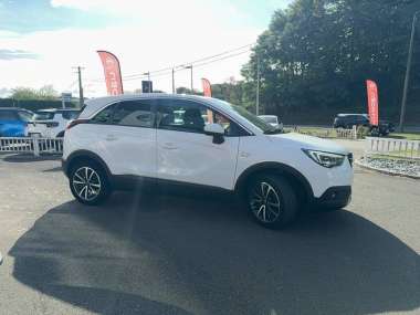 Opel Crossland X Essence